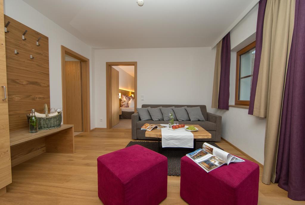 Hotel Stadt Wien Zell am See Phòng bức ảnh