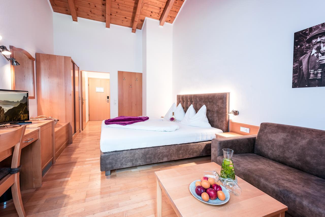 Hotel Stadt Wien Zell am See Ngoại thất bức ảnh