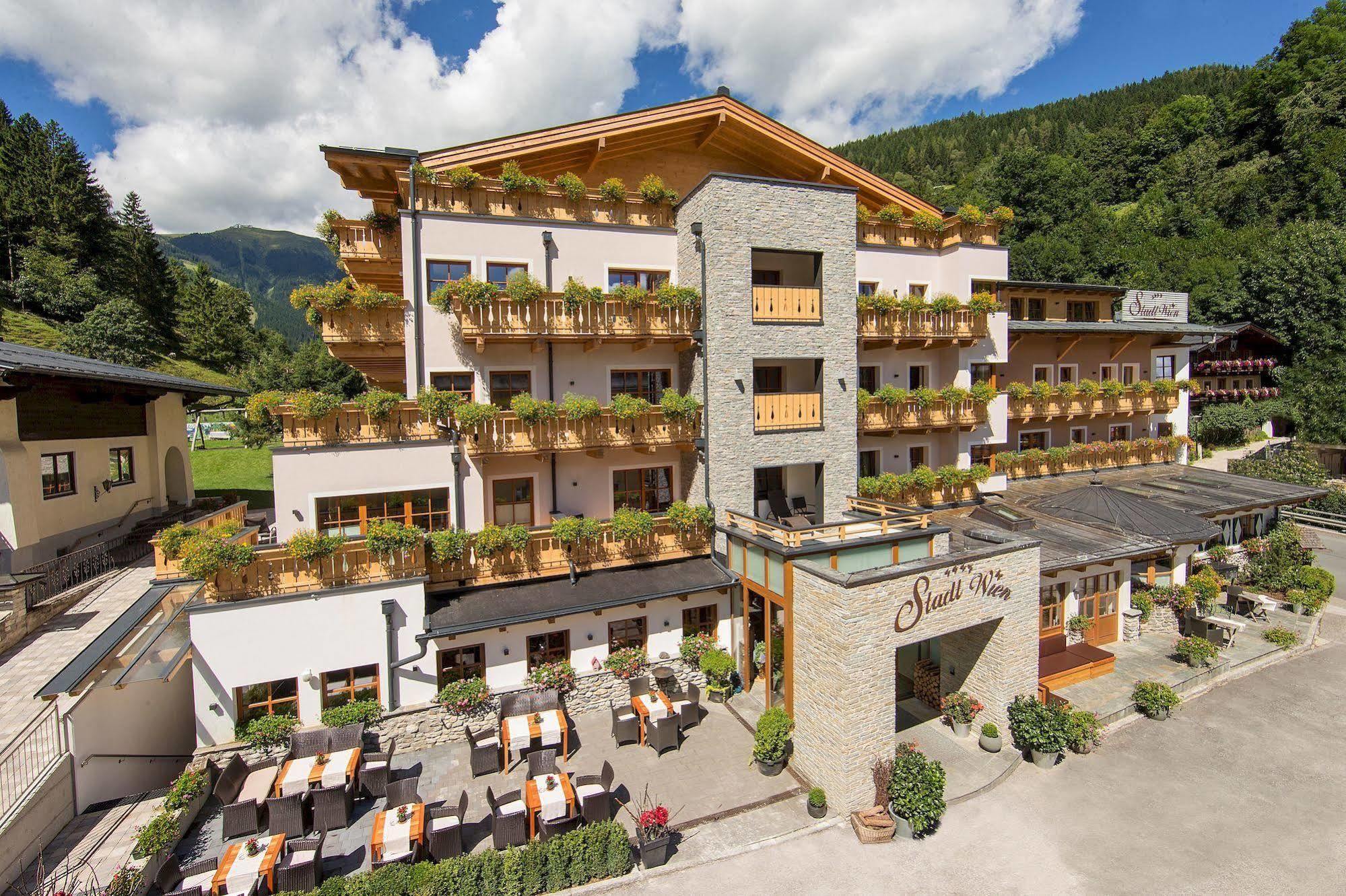 Hotel Stadt Wien Zell am See Ngoại thất bức ảnh